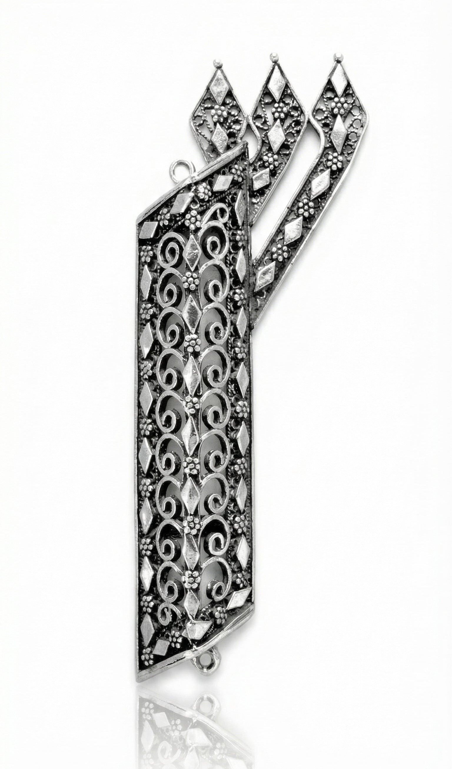 handcrafted silver Mezuzah Shin with Yemenite style decoration, detailed silver craftsmanship